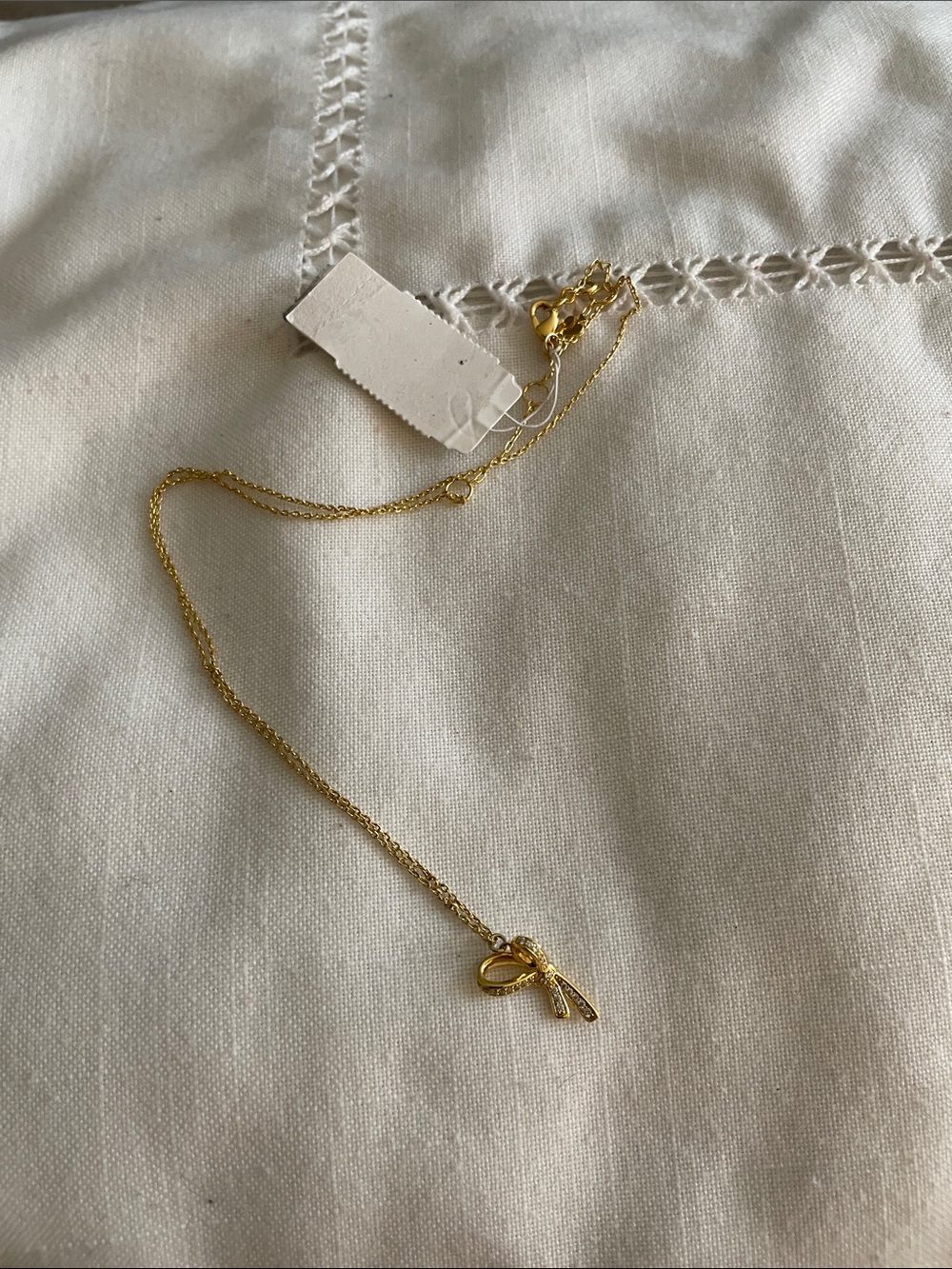 Kate Spade Gold Chain Bow Necklace NEW - Picture 1 of 4